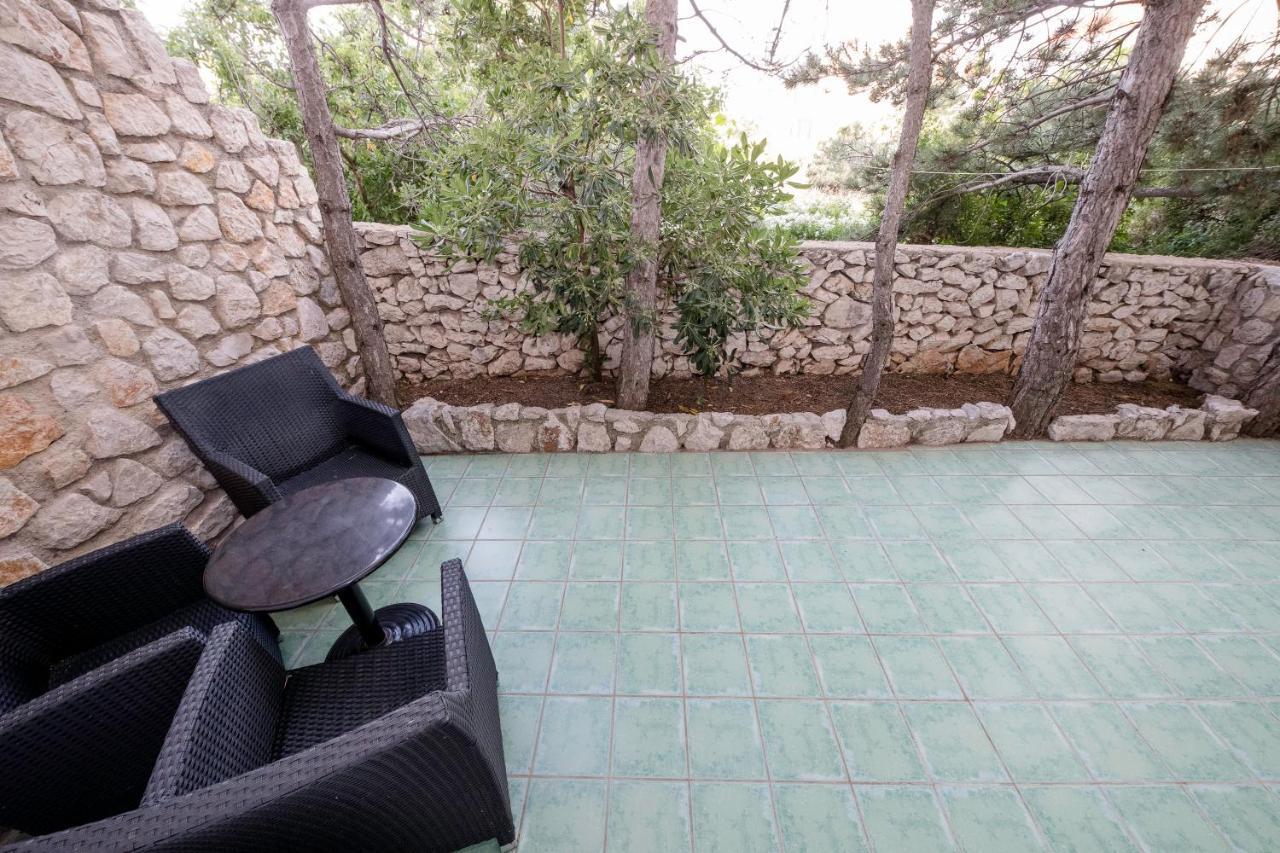 Guesthouse Sime Kolan Exterior foto